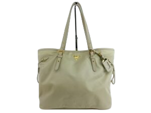 プラダ　バッグ　白