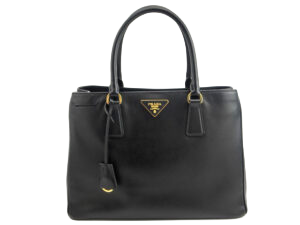 プラダ　バッグ